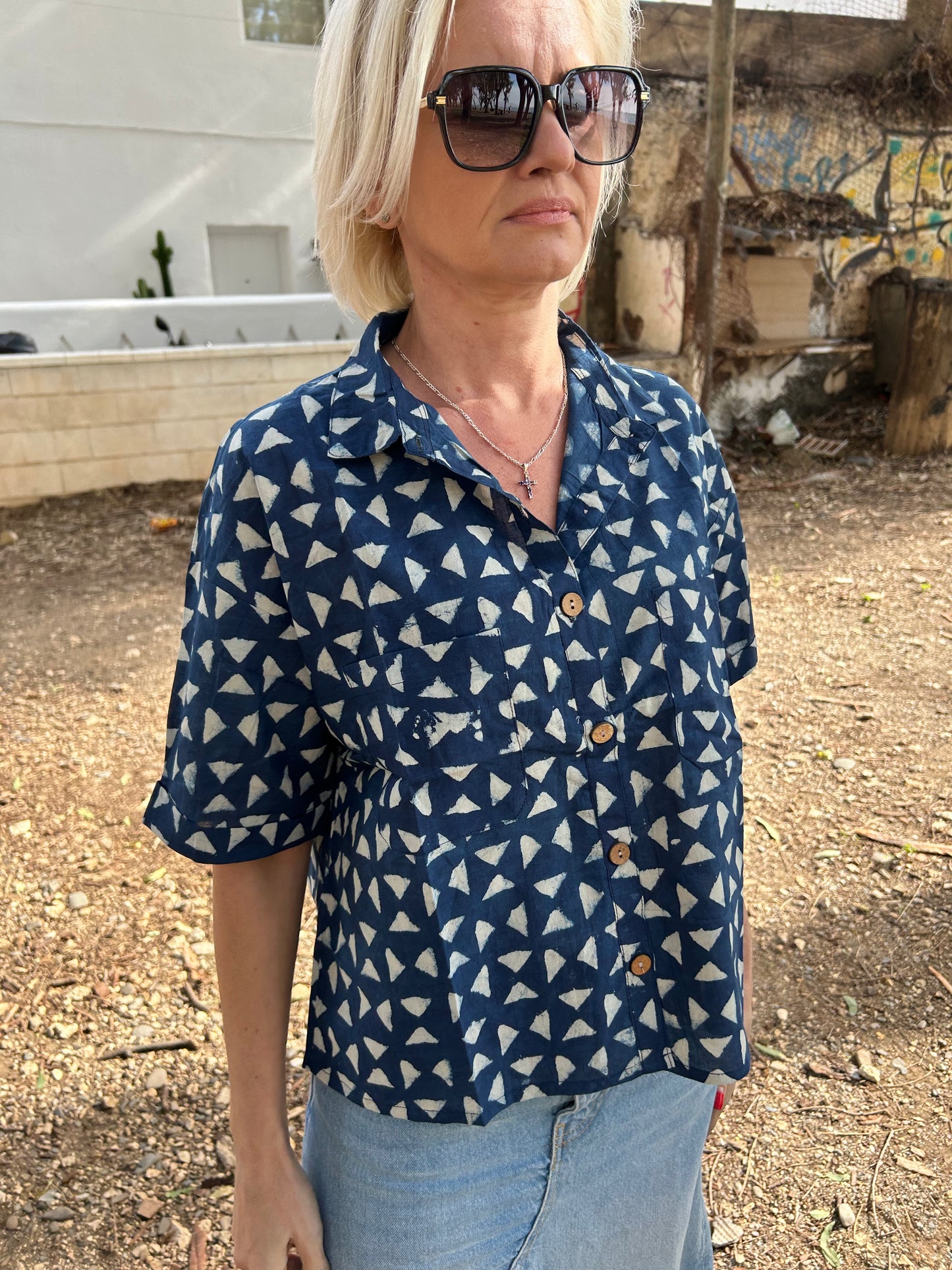 Indigo organicCotton crop Shirt