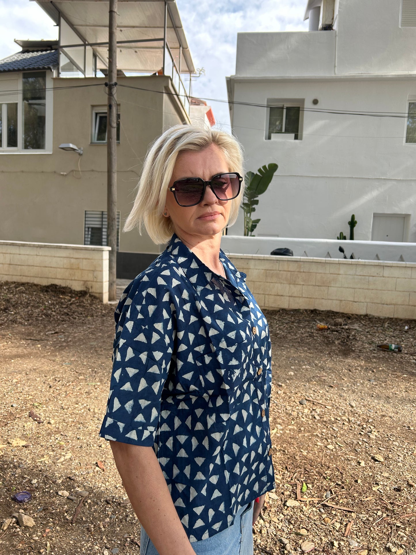 Indigo organicCotton crop Shirt