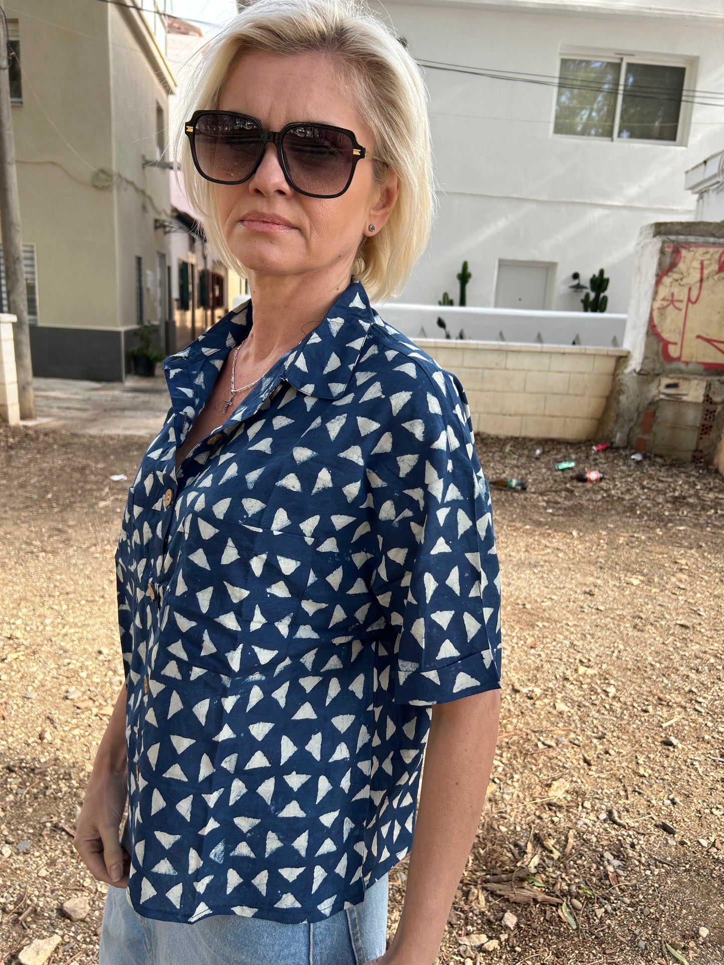 Indigo organicCotton crop Shirt