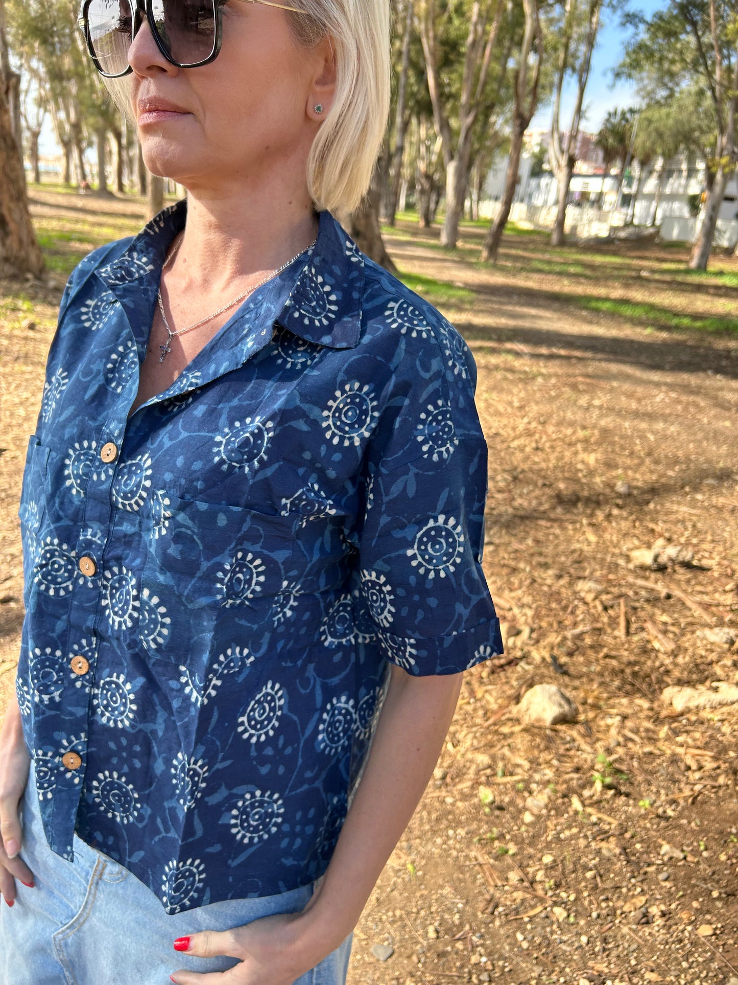 Indigo Organic cotton crop shirt